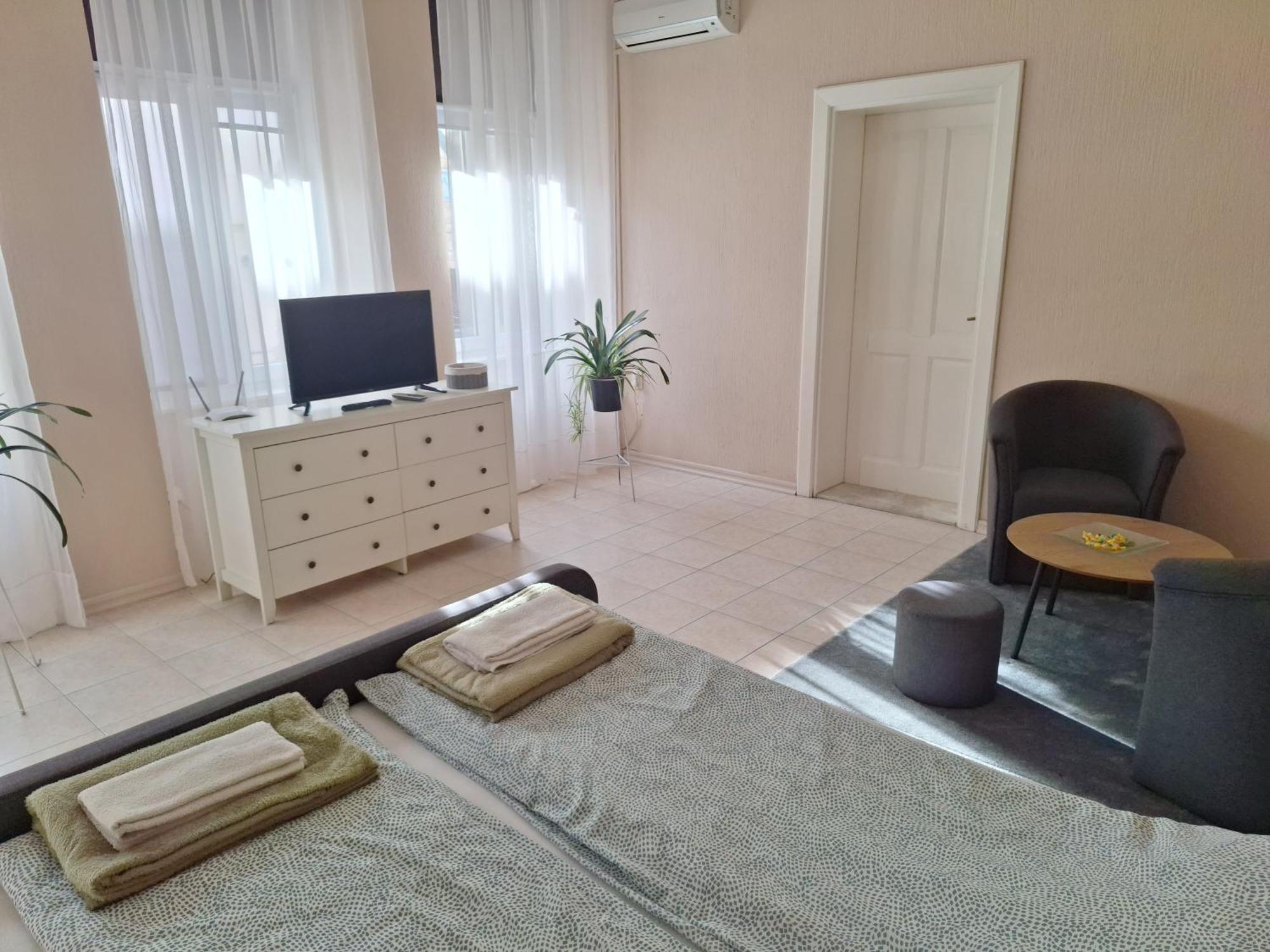 Mainstreet Apartman ซูโบติกา ภายนอก รูปภาพ