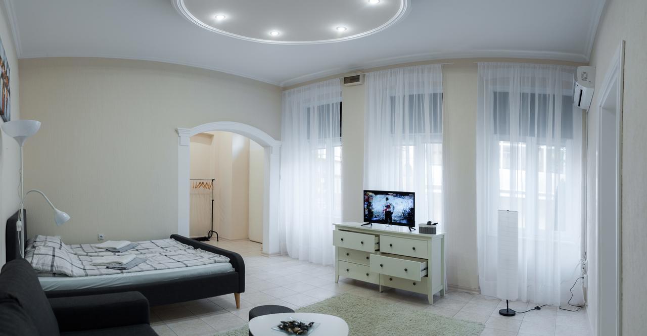 Mainstreet Apartman ซูโบติกา ภายนอก รูปภาพ